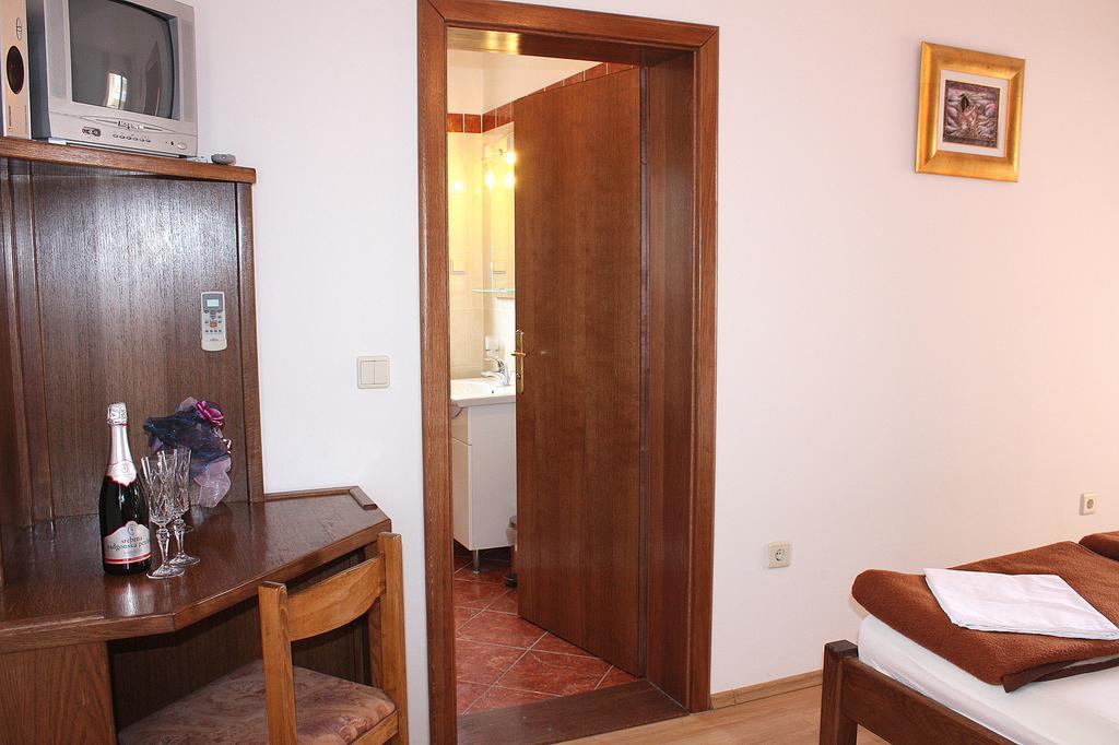 Mb Bed&Breakfast Pag Town Δωμάτιο φωτογραφία