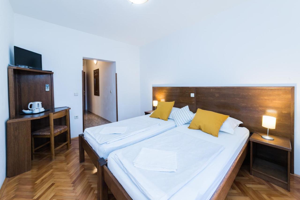 Mb Bed&Breakfast Pag Town Εξωτερικό φωτογραφία
